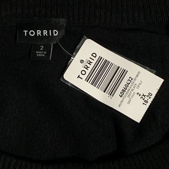 Torrid Sweater Skelton Bones Fitted Cardigan Halloween Black White Plus 2 18 20 - Picture 6 of 6